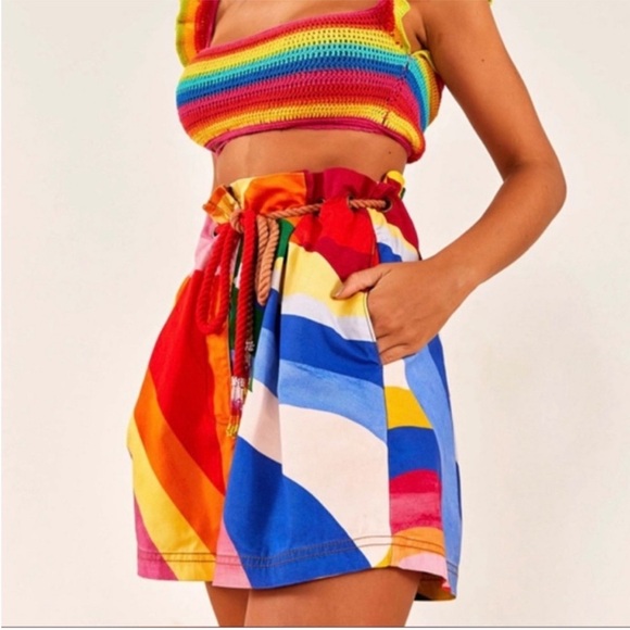 FARM Rio Pants - Farm Rio Graphic Sunshine Shorts